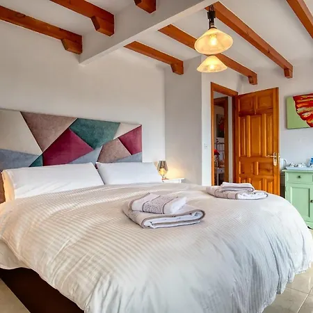 Casa Torres Bed & Breakfast Iznate