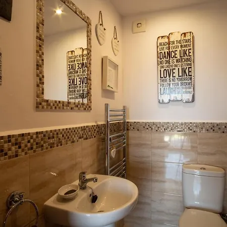 Nocleg ze śniadaniem Casa Torres 4*