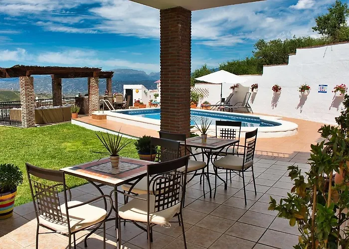 Frühstückspension Casa Torres 4*